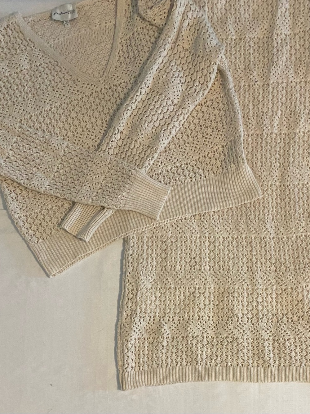 Freshman Cream Crochet Knit V-Neck Sweater Matching Fulling Lined Skirt